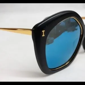 Illesteva Terry Sunglasses Illesteva | Accessories | Illesteva Terry Sunglasses | Poshmark main image 3